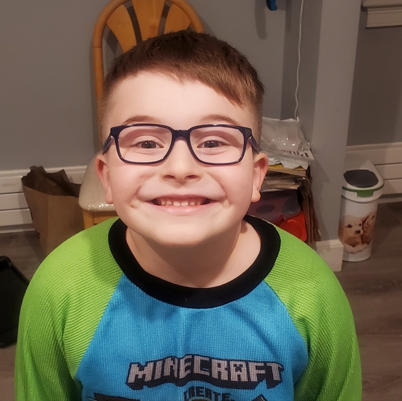 Meet your Posher, Jenny lee - Picture 3 of 3